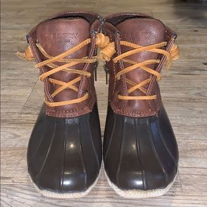 Kids size 1 Sperry Duck Boots